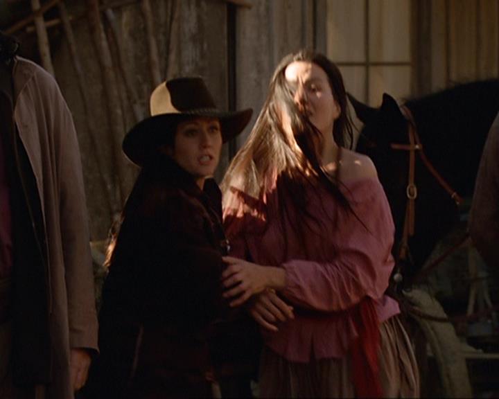 Charmed-Online-dot-314TheGoodTheBadAndTheCursed1989.jpg Charmed-Online-dot-314TheGoodTheBadAndTheCursed1989.jpg