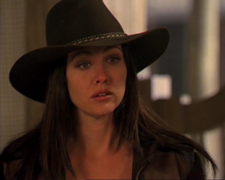 Charmed-Online-dot-314TheGoodTheBadAndTheCursed2204.jpg