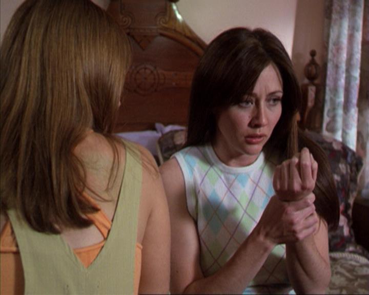 Charmed-Online-dot-315JustHarried0810.jpg Charmed-Online-dot-315JustHarried0810.jpg