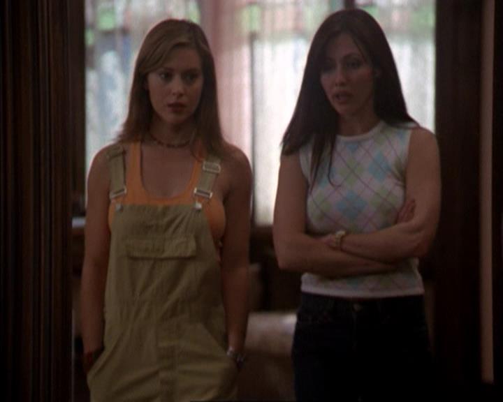 Charmed-Online-dot-315JustHarried0851.jpg Charmed-Online-dot-315JustHarried0851.jpg