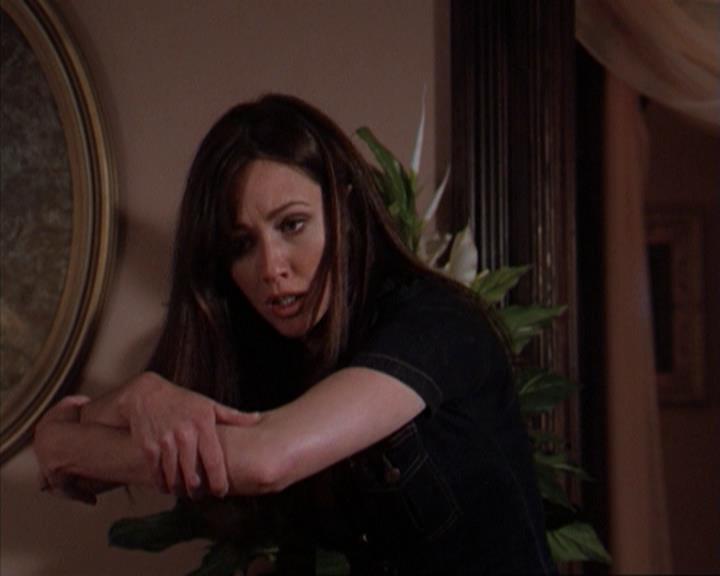 Charmed-Online-dot-315JustHarried1789.jpg Charmed-Online-dot-315JustHarried1789.jpg