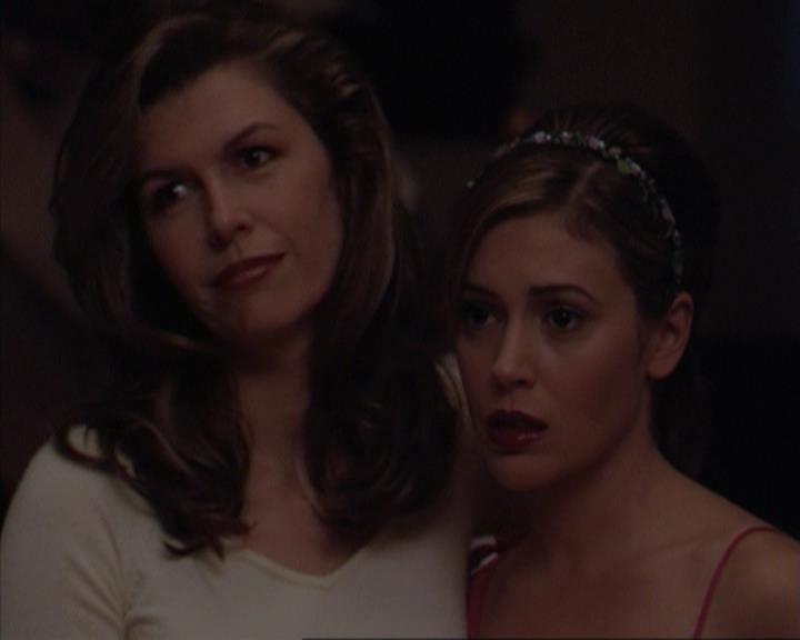 Charmed-Online-dot-315JustHarried2134.jpg Charmed-Online-dot-315JustHarried2134.jpg