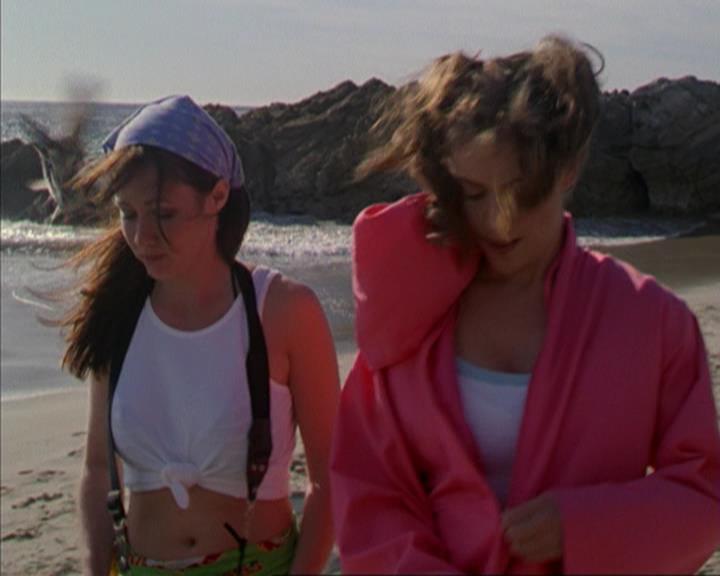 Charmed-Online-dot-316DeathTakesAHalliwell0038.jpg