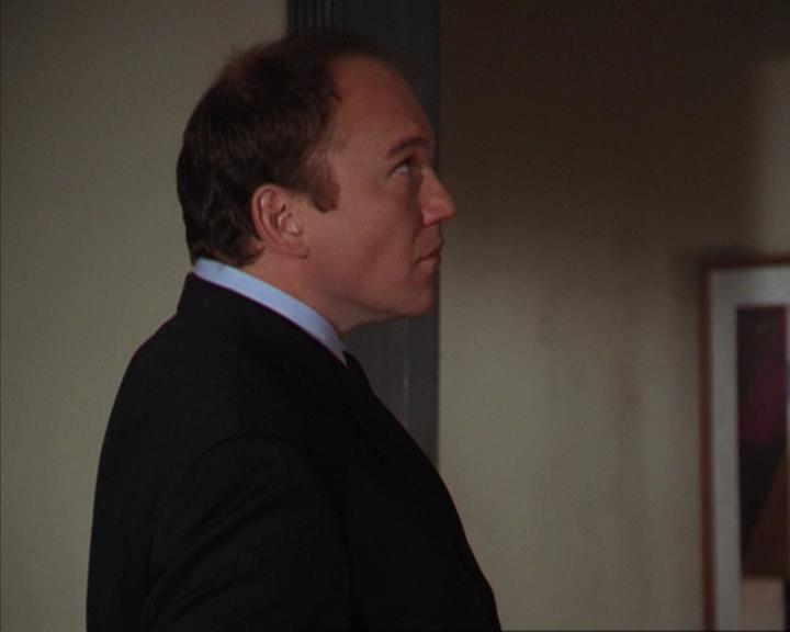 Charmed-Online-dot-316DeathTakesAHalliwell0171.jpg Charmed-Online-dot-316DeathTakesAHalliwell0171.jpg