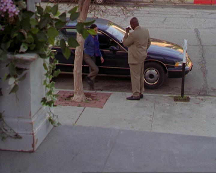 Charmed-Online-dot-316DeathTakesAHalliwell0470.jpg Charmed-Online-dot-316DeathTakesAHalliwell0470.jpg