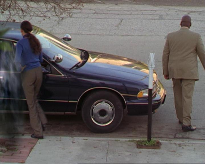 Charmed-Online-dot-316DeathTakesAHalliwell0486.jpg Charmed-Online-dot-316DeathTakesAHalliwell0486.jpg