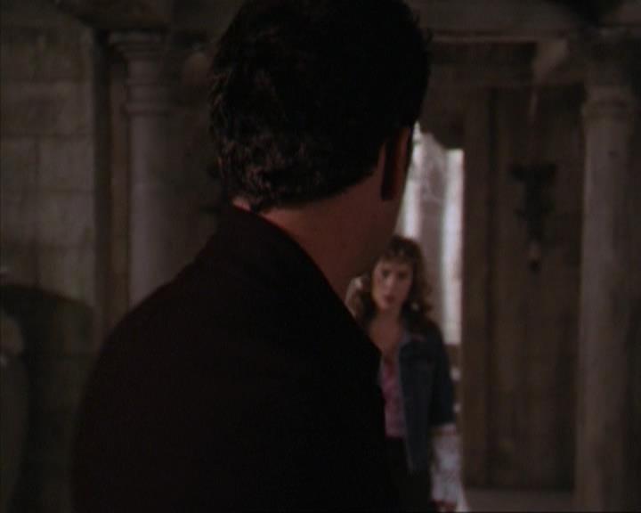 Charmed-Online-dot-316DeathTakesAHalliwell0531.jpg Charmed-Online-dot-316DeathTakesAHalliwell0531.jpg