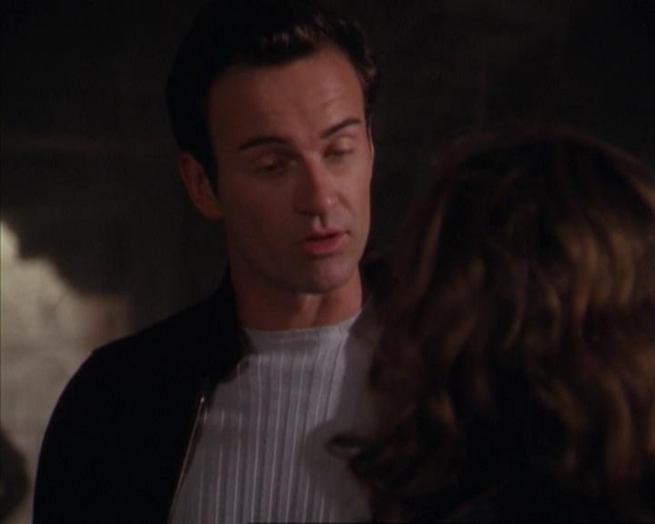 Charmed-Online-dot-316DeathTakesAHalliwell0543.jpg