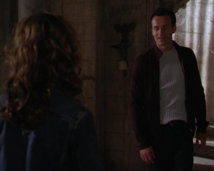 Charmed-Online-dot-316DeathTakesAHalliwell0582.jpg Charmed-Online-dot-316DeathTakesAHalliwell0582.jpg