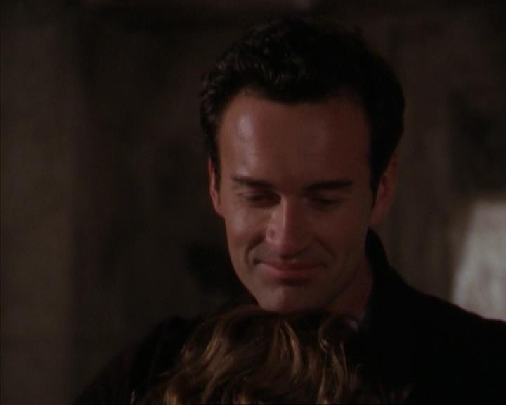 Charmed-Online-dot-316DeathTakesAHalliwell0605.jpg Charmed-Online-dot-316DeathTakesAHalliwell0605.jpg