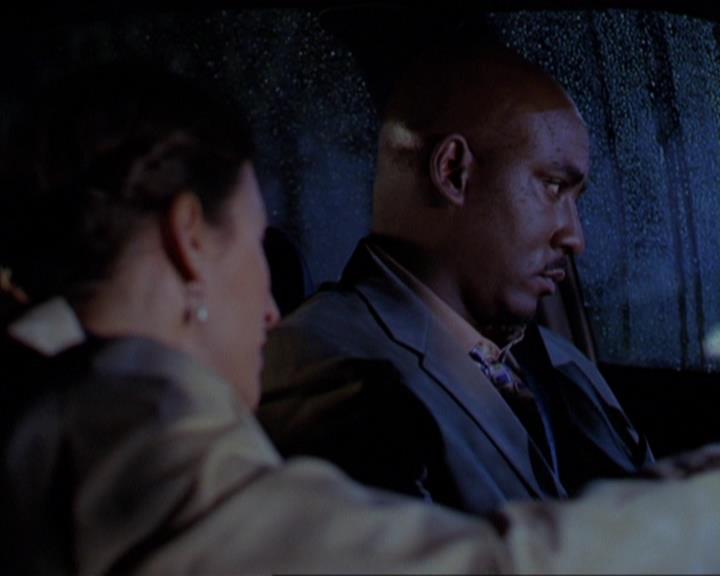 Charmed-Online-dot-316DeathTakesAHalliwell0617.jpg Charmed-Online-dot-316DeathTakesAHalliwell0617.jpg