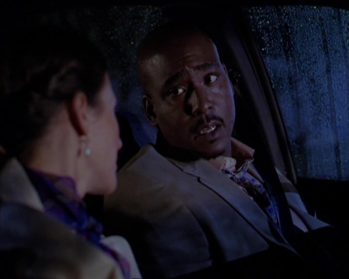 Charmed-Online-dot-316DeathTakesAHalliwell0637.jpg Charmed-Online-dot-316DeathTakesAHalliwell0637.jpg