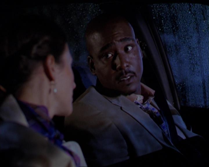 Charmed-Online-dot-316DeathTakesAHalliwell0639.jpg Charmed-Online-dot-316DeathTakesAHalliwell0639.jpg