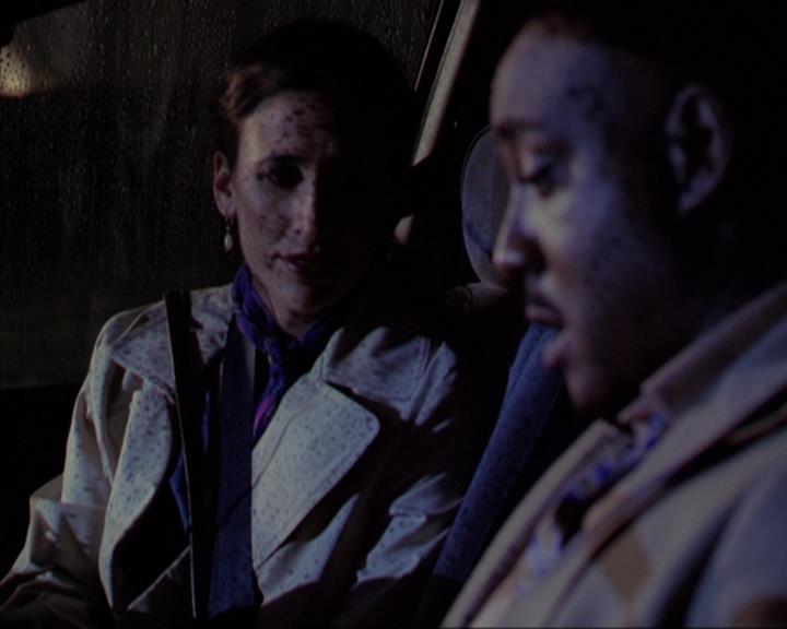 Charmed-Online-dot-316DeathTakesAHalliwell0660.jpg Charmed-Online-dot-316DeathTakesAHalliwell0660.jpg