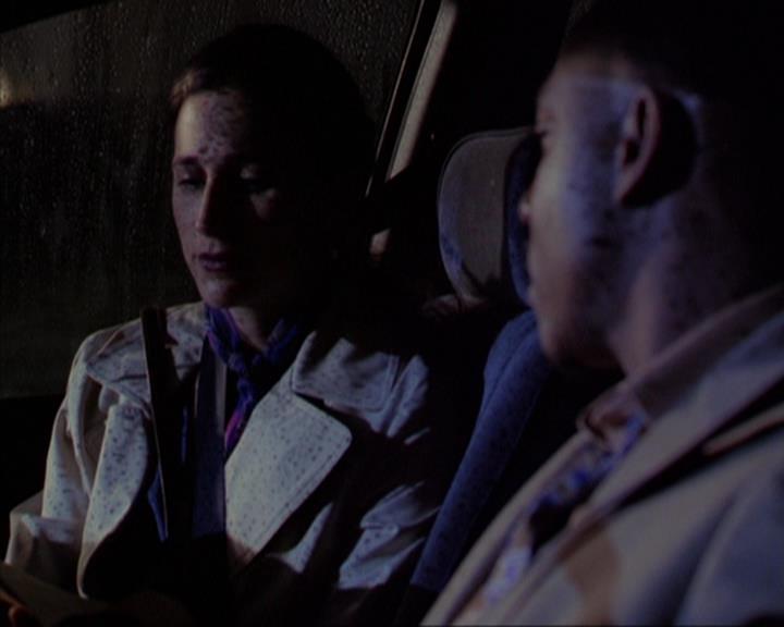 Charmed-Online-dot-316DeathTakesAHalliwell0665.jpg Charmed-Online-dot-316DeathTakesAHalliwell0665.jpg