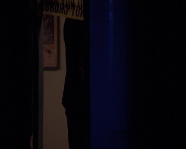 Charmed-Online-dot-316DeathTakesAHalliwell0685.jpg Charmed-Online-dot-316DeathTakesAHalliwell0685.jpg