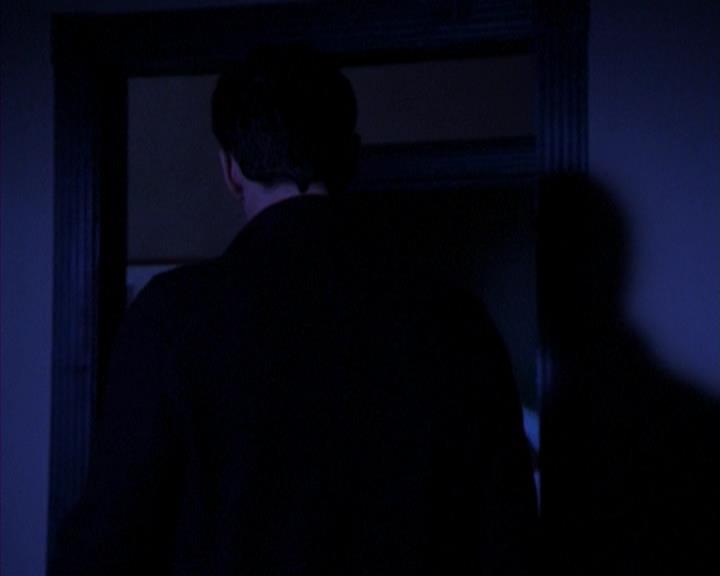 Charmed-Online-dot-316DeathTakesAHalliwell0713.jpg Charmed-Online-dot-316DeathTakesAHalliwell0713.jpg