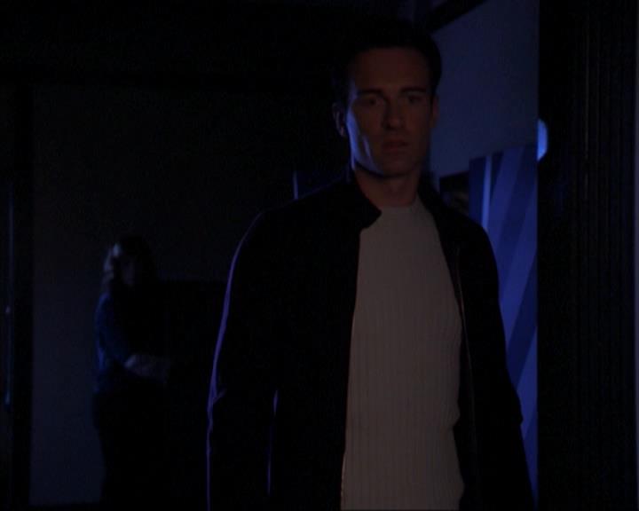 Charmed-Online-dot-316DeathTakesAHalliwell0715.jpg Charmed-Online-dot-316DeathTakesAHalliwell0715.jpg