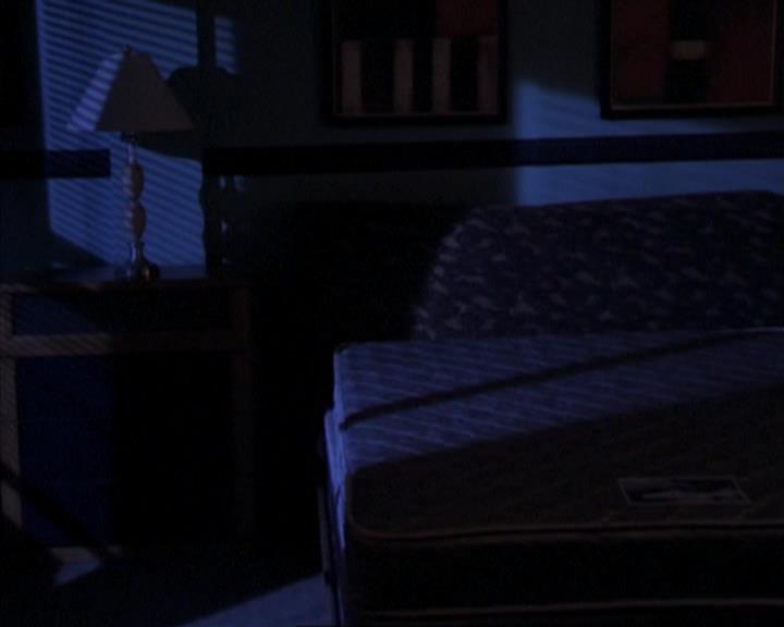 Charmed-Online-dot-316DeathTakesAHalliwell0718.jpg Charmed-Online-dot-316DeathTakesAHalliwell0718.jpg