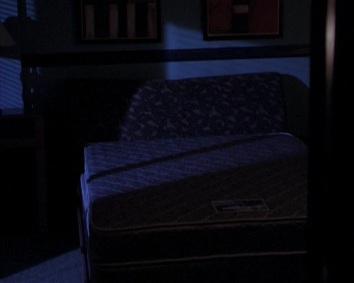 Charmed-Online-dot-316DeathTakesAHalliwell0735.jpg Charmed-Online-dot-316DeathTakesAHalliwell0735.jpg