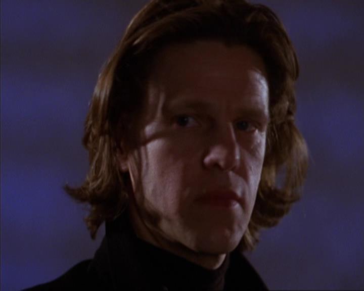 Charmed-Online-dot-316DeathTakesAHalliwell0906.jpg Charmed-Online-dot-316DeathTakesAHalliwell0906.jpg