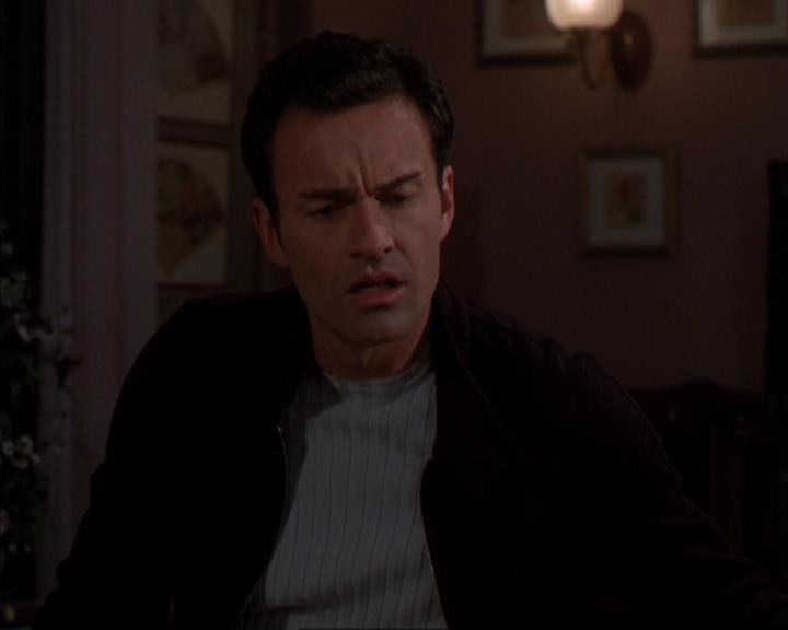 Charmed-Online-dot-316DeathTakesAHalliwell0938.jpg