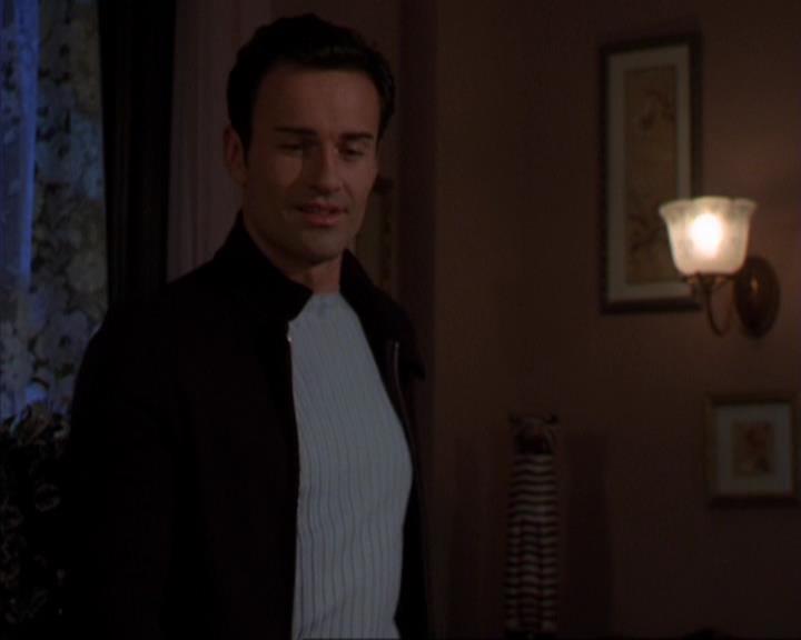Charmed-Online-dot-316DeathTakesAHalliwell0948.jpg