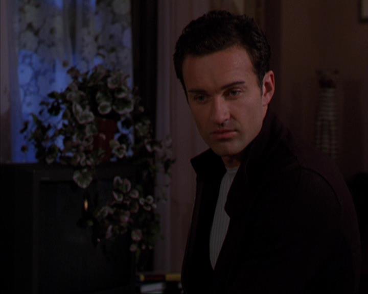 Charmed-Online-dot-316DeathTakesAHalliwell0992.jpg