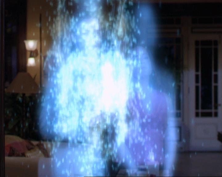 Charmed-Online-dot-316DeathTakesAHalliwell1017.jpg