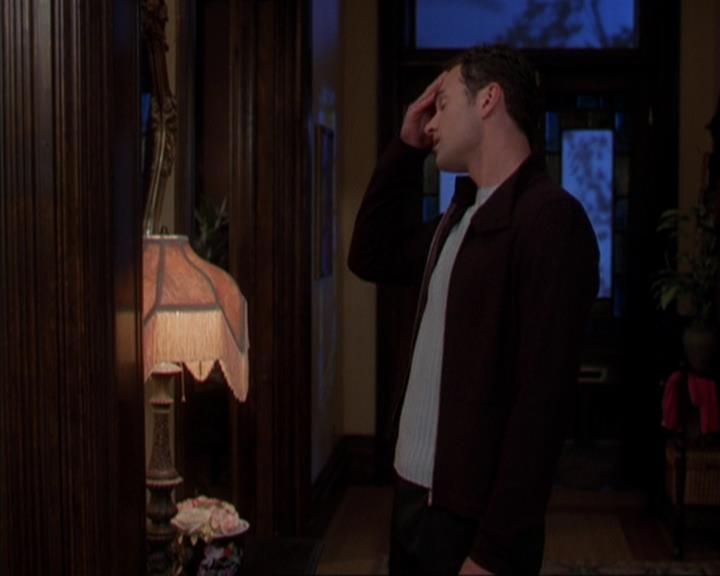 Charmed-Online-dot-316DeathTakesAHalliwell1107.jpg Charmed-Online-dot-316DeathTakesAHalliwell1107.jpg