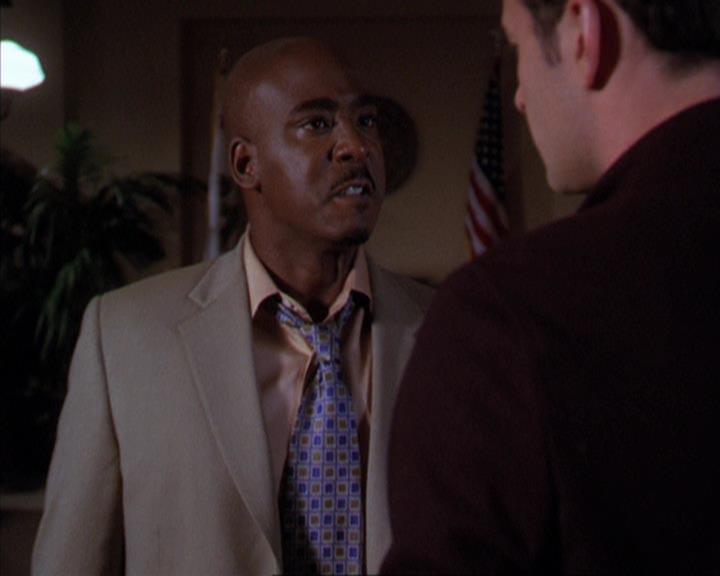 Charmed-Online-dot-316DeathTakesAHalliwell1151.jpg Charmed-Online-dot-316DeathTakesAHalliwell1151.jpg