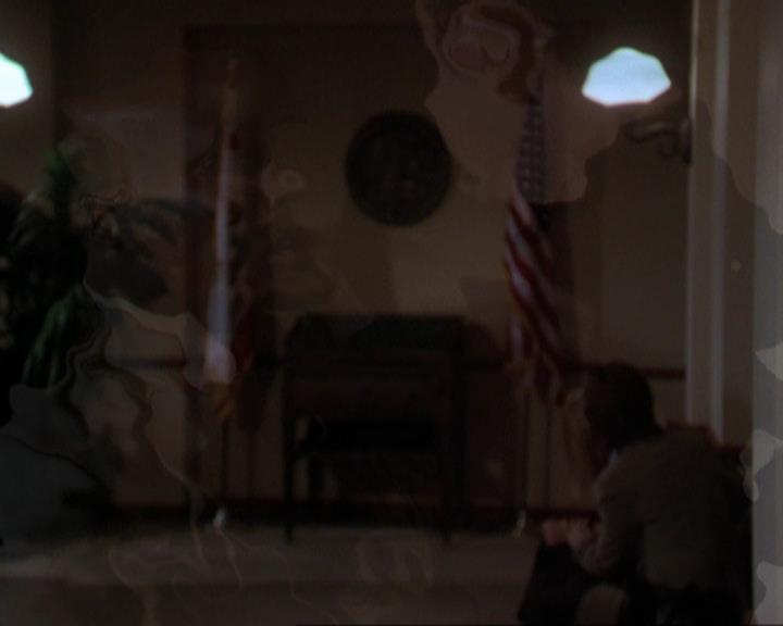 Charmed-Online-dot-316DeathTakesAHalliwell1157.jpg Charmed-Online-dot-316DeathTakesAHalliwell1157.jpg