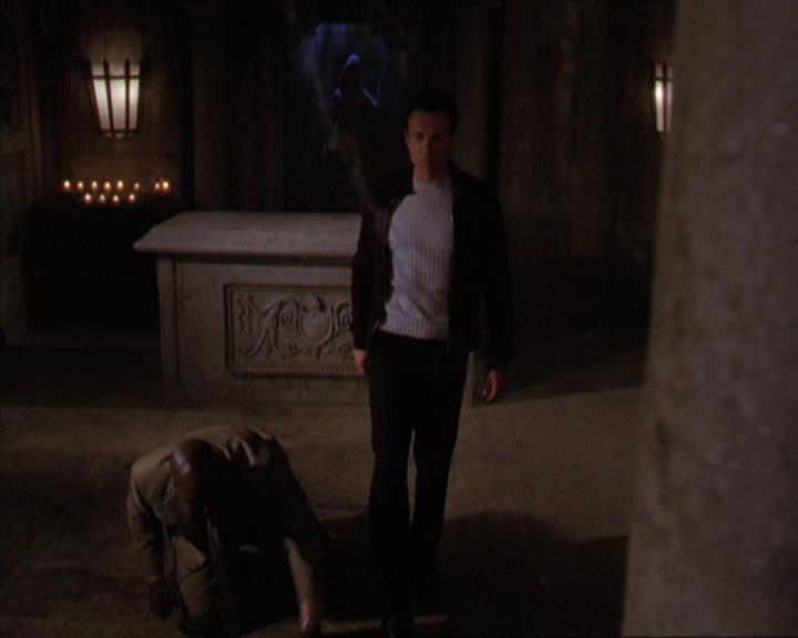 Charmed-Online-dot-316DeathTakesAHalliwell1172.jpg Charmed-Online-dot-316DeathTakesAHalliwell1172.jpg