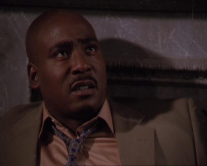 Charmed-Online-dot-316DeathTakesAHalliwell1219.jpg Charmed-Online-dot-316DeathTakesAHalliwell1219.jpg