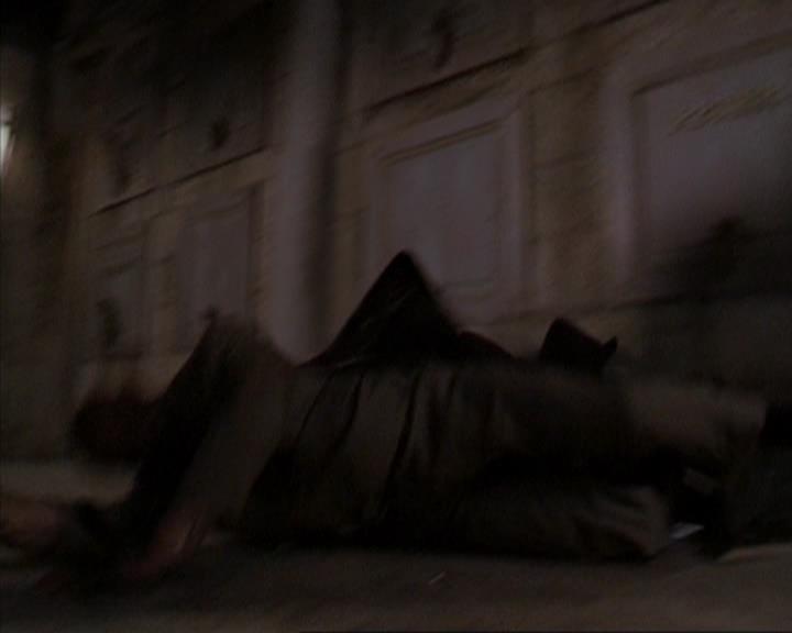 Charmed-Online-dot-316DeathTakesAHalliwell1328.jpg Charmed-Online-dot-316DeathTakesAHalliwell1328.jpg