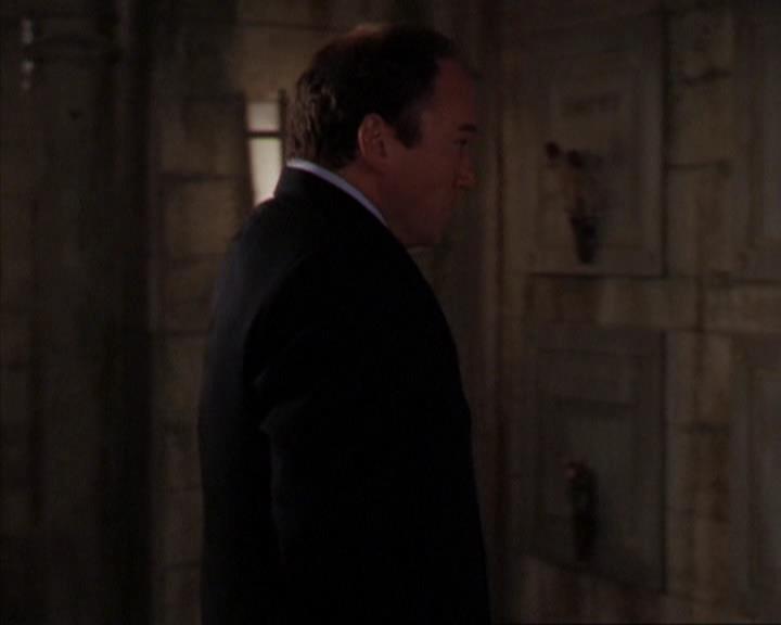 Charmed-Online-dot-316DeathTakesAHalliwell1332.jpg Charmed-Online-dot-316DeathTakesAHalliwell1332.jpg