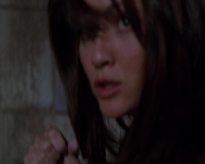 Charmed-Online-dot-316DeathTakesAHalliwell1334.jpg Charmed-Online-dot-316DeathTakesAHalliwell1334.jpg