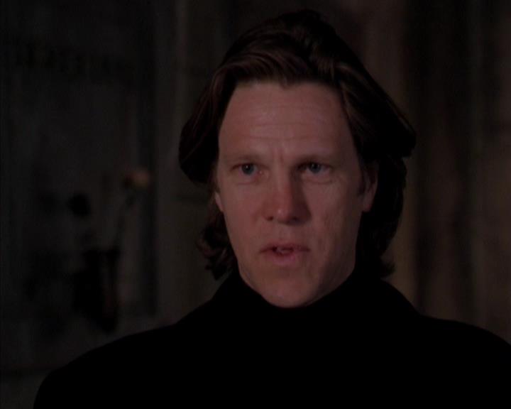 Charmed-Online-dot-316DeathTakesAHalliwell1366.jpg Charmed-Online-dot-316DeathTakesAHalliwell1366.jpg