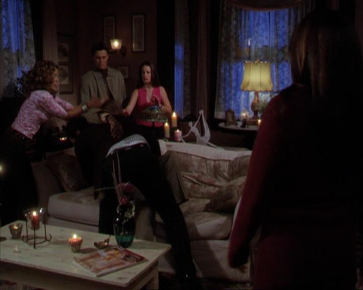 Charmed-Online-dot-316DeathTakesAHalliwell1439.jpg