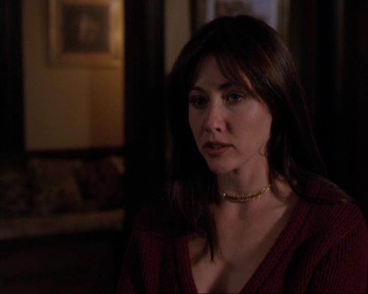 Charmed-Online-dot-316DeathTakesAHalliwell1449.jpg Charmed-Online-dot-316DeathTakesAHalliwell1449.jpg