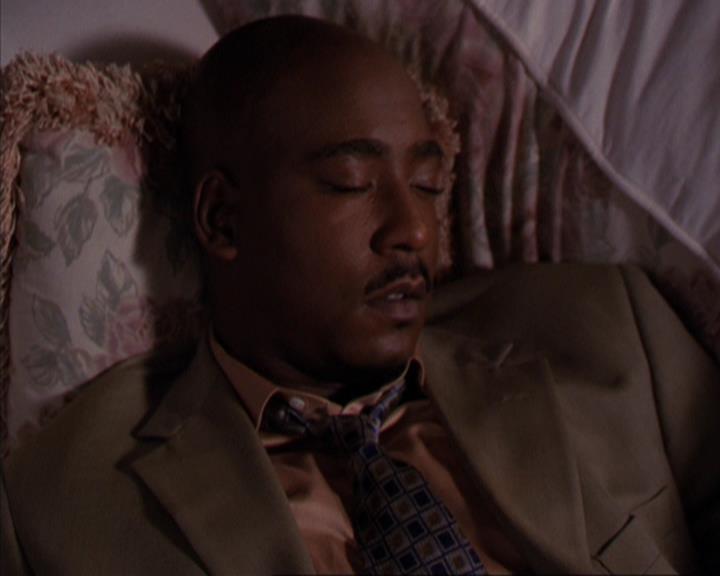 Charmed-Online-dot-316DeathTakesAHalliwell1522.jpg Charmed-Online-dot-316DeathTakesAHalliwell1522.jpg