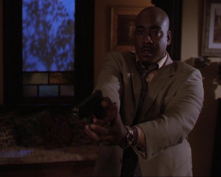 Charmed-Online-dot-316DeathTakesAHalliwell1556.jpg Charmed-Online-dot-316DeathTakesAHalliwell1556.jpg