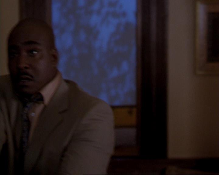 Charmed-Online-dot-316DeathTakesAHalliwell1578.jpg Charmed-Online-dot-316DeathTakesAHalliwell1578.jpg