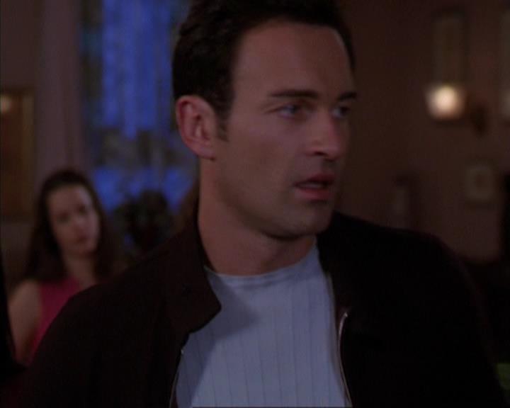 Charmed-Online-dot-316DeathTakesAHalliwell1579.jpg