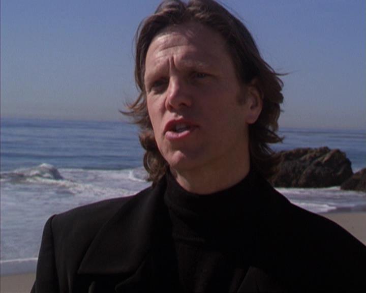 Charmed-Online-dot-316DeathTakesAHalliwell1672.jpg Charmed-Online-dot-316DeathTakesAHalliwell1672.jpg