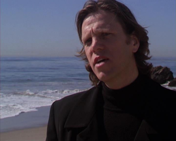 Charmed-Online-dot-316DeathTakesAHalliwell1683.jpg Charmed-Online-dot-316DeathTakesAHalliwell1683.jpg