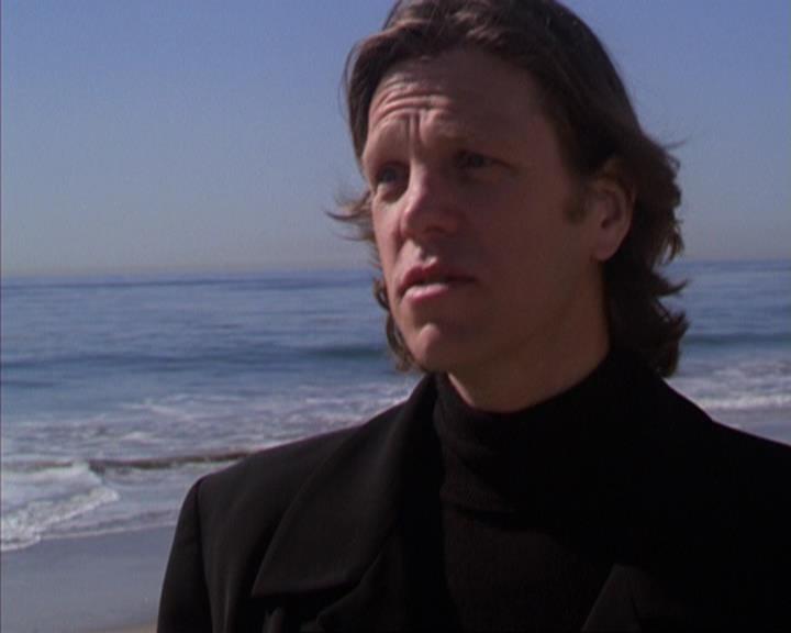 Charmed-Online-dot-316DeathTakesAHalliwell1729.jpg Charmed-Online-dot-316DeathTakesAHalliwell1729.jpg