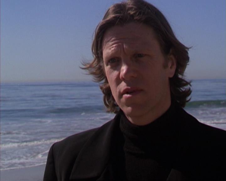 Charmed-Online-dot-316DeathTakesAHalliwell1731.jpg Charmed-Online-dot-316DeathTakesAHalliwell1731.jpg