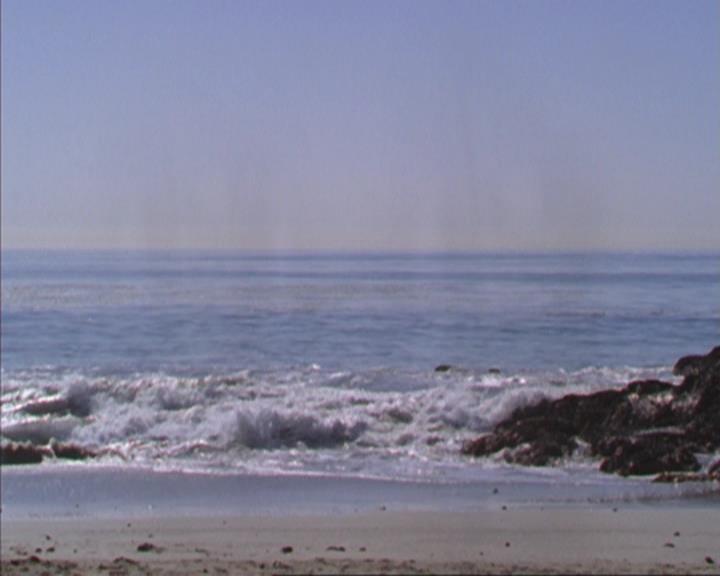 Charmed-Online-dot-316DeathTakesAHalliwell1763.jpg Charmed-Online-dot-316DeathTakesAHalliwell1763.jpg