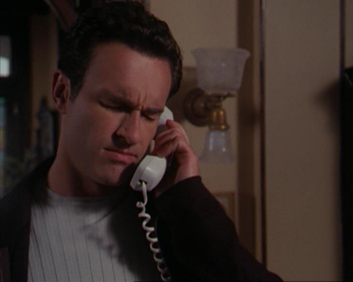 Charmed-Online-dot-316DeathTakesAHalliwell1786.jpg Charmed-Online-dot-316DeathTakesAHalliwell1786.jpg